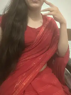Snapshot of sushmita0 chatting on 07-12-26, 04:03 sushmita0 online show from 07-12-26, 04:03