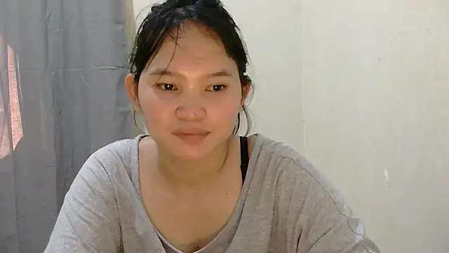Fhwilloughbyxx online show from 06-27-26, 06:29