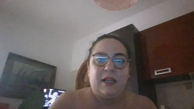 Snapshot of MissEva10 chatting on 06-27-26, 12:15 MissEva10 online show from 06-27-26, 12:15