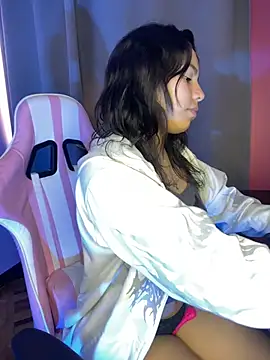 Snapshot of DashaRose chatting on 07-23-26, 06:06 DashaRose online show from 07-23-26, 06:06