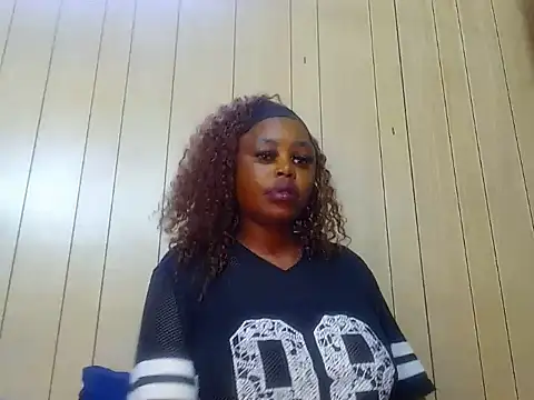 Snapshot of spicykittyy chatting on 07-18-26, 07:50 spicykittyy online show from 07-18-26, 07:50