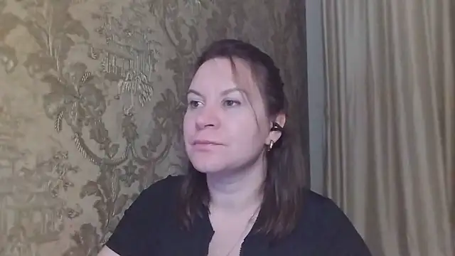 Lauralison online show from 07-26-26, 09:54