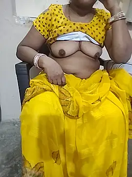 Snapshot of Bhabhiannuxxx chatting on 08-06-26, 04:36 Bhabhiannuxxx online show from 08-06-26, 04:36