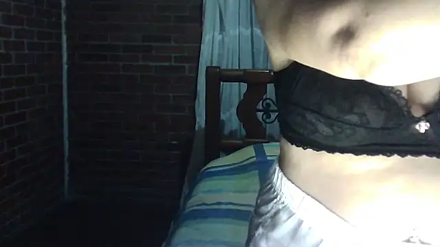 CarolinaMoretti online show from 06-24-26, 01:04