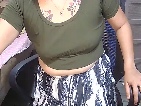 Snapshot of Alyssa_SexyAsian chatting on 07-05-26, 04:30 Alyssa SexyAsian online show from 07-05-26, 04:30