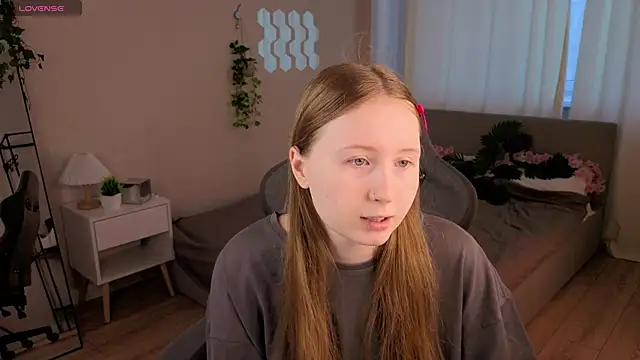LiliTiny online show from 07-05-26, 01:23