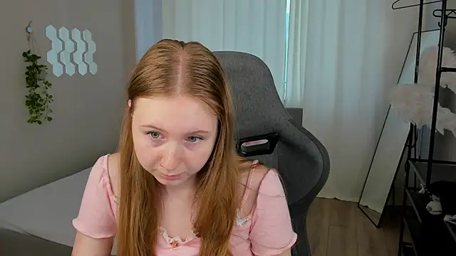 LiliTiny online show from 07-22-26, 02:14