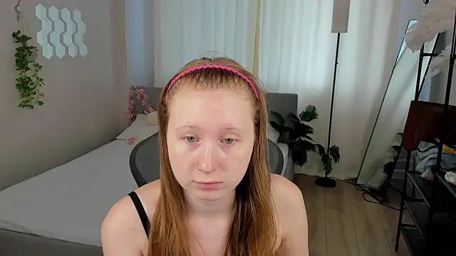 LiliTiny online show from 07-29-26, 01:15