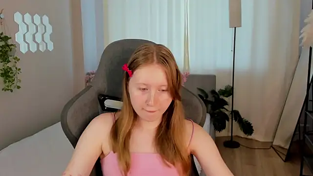 LiliTiny online show from 08-02-26, 10:14