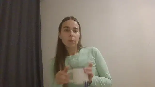 Vanelleda online show from 07-14-26, 08:03