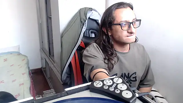 Latintemptation26 online show from 06-19-26, 09:29