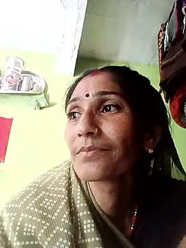Snapshot of Umakumari90 chatting on 06-20-26, 06:49 Umakumari90 online show from 06-20-26, 06:49