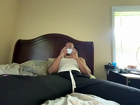 Charmingswoleking online show from 06-30-26, 10:22