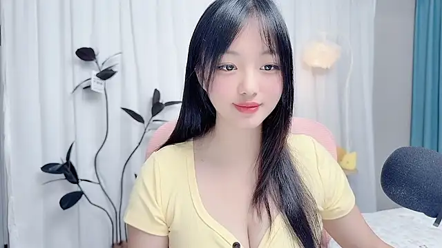 Snapshot of Winnie666999 chatting on 07-28-26, 11:17 Winnie666999 online show from 07-28-26, 11:17