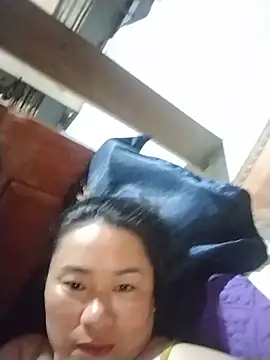 Lily Trinh online show from 06-22-26, 04:26
