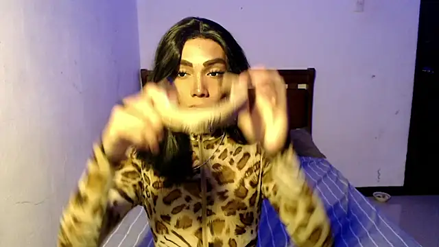 Snapshot of your_rafaela00 chatting on 06-20-26, 03:37 your rafaela00 online show from 06-20-26, 03:37