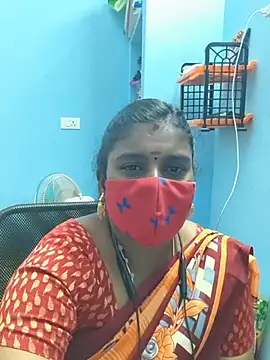 Snapshot of Tamil_Swetha77 chatting on 07-14-26, 08:03 Tamil Swetha77 online show from 07-14-26, 08:03