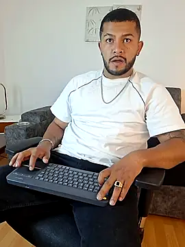 BrunoSilva  online show from 08-03-26, 11:26