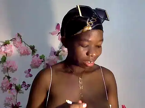Snapshot of MaliciaRose chatting on 07-16-26, 05:41 MaliciaRose online show from 07-16-26, 05:41