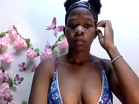 Snapshot of MaliciaRose chatting on 07-27-26, 04:36 MaliciaRose online show from 07-27-26, 04:36