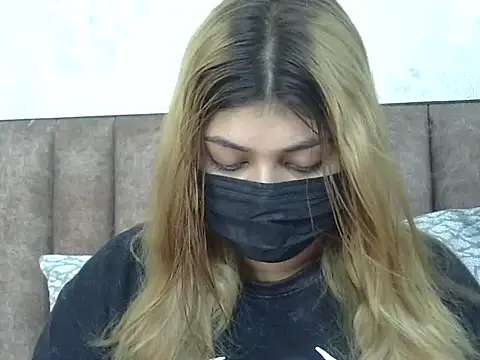 Sexyy Sana online show from 07-07-26, 04:44