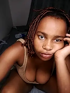 CurvyCharmsTush online show from 07-15-26, 11:48