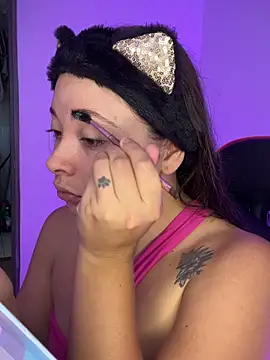 mia bornner online show from 07-18-26, 06:23