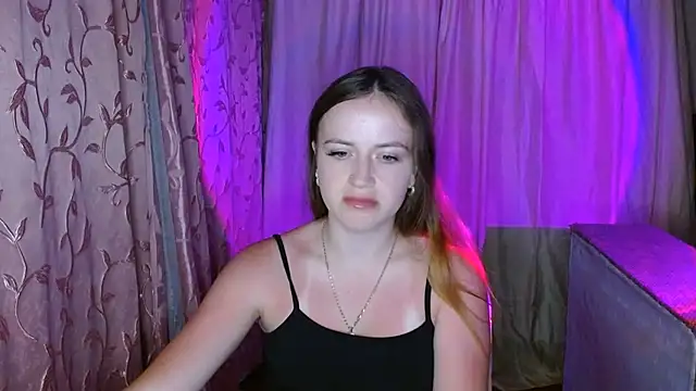 ElinaStar00 online show from 06-24-26, 06:29