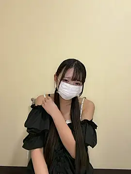 Snapshot of risa_____ chatting on 07-08-26, 12:42 risa online show from 07-08-26, 12:42