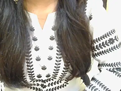 Snapshot of SWEET_Salma chatting on 07-16-26, 09:04 SWEET Salma online show from 07-16-26, 09:04