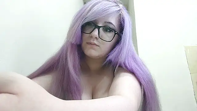 Snapshot of FeliniKatechini chatting on 07-25-26, 09:12 FeliniKatechini online show from 07-25-26, 09:12