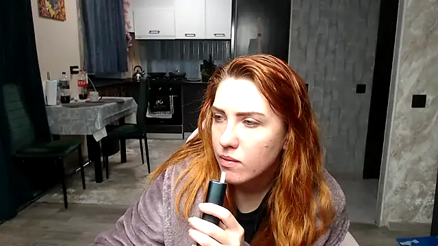 Reginasmilee online show from 04-24-26, 02:58