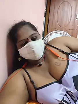 yalini1431 online show from 07-30-26, 11:15