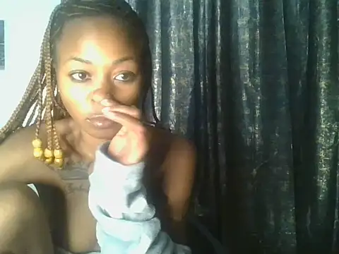 Prettyquueen online show from 06-30-26, 04:02