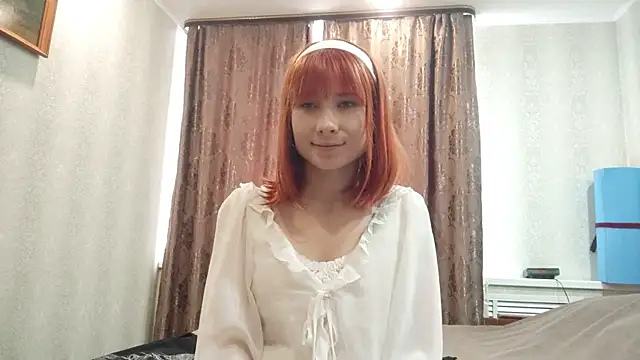 Snapshot of CadieShy chatting on 06-29-26, 10:15 CadieShy online show from 06-29-26, 10:15