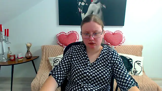 IrenneBates online show from 06-25-26, 08:19