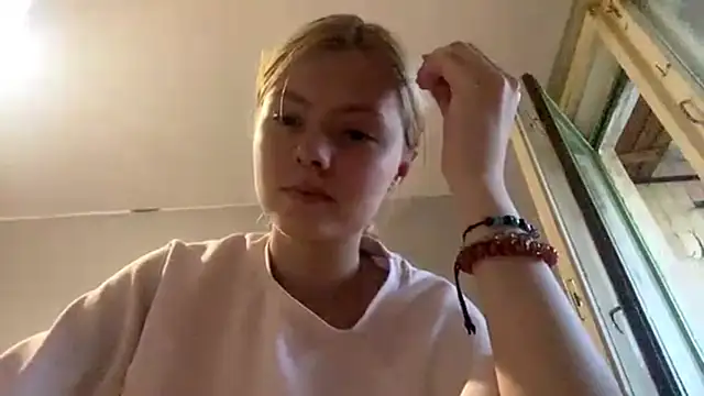 Jeneienal 1 online show from 07-07-26, 05:28