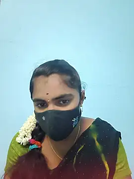 Snapshot of Megavarthinii chatting on 06-24-26, 04:17 Megavarthinii online show from 06-24-26, 04:17