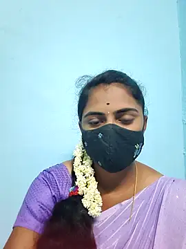 Snapshot of Megavarthinii chatting on 07-01-26, 02:07 Megavarthinii online show from 07-01-26, 02:07