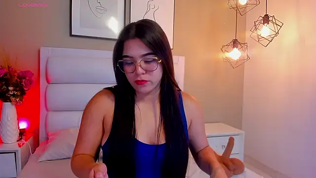 MarahBaker35 online show from 08-08-26, 12:13