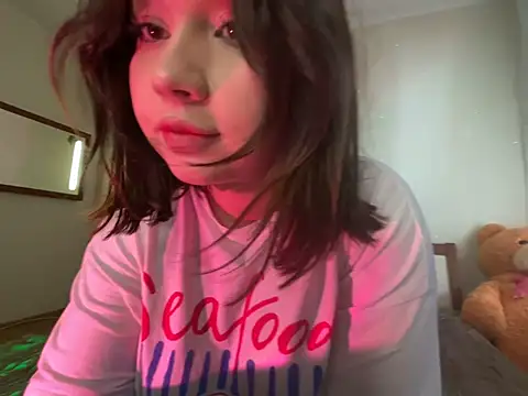 Viviaaan n online show from 07-14-26, 11:05
