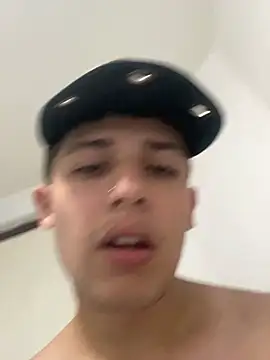 latinboy 21A online show from 06-26-26, 05:28