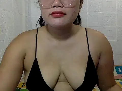 Snapshot of Asiann_Lady chatting on 07-12-26, 01:18 Asiann Lady online show from 07-12-26, 01:18