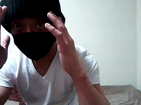 Snapshot of meno-kuma chatting on 07-08-26, 02:43 meno-kuma online show from 07-08-26, 02:43
