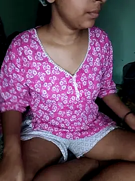 Snapshot of Vandana-11 chatting on 07-02-26, 10:43 Vandana-11 online show from 07-02-26, 10:43