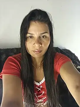 Emily Holmos online show from 06-27-26, 01:28