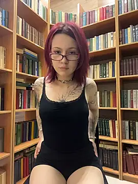 Snapshot of LillyBae chatting on 07-06-26, 02:25 LillyBae online show from 07-06-26, 02:25