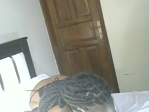 thickpetite online show from 07-06-26, 07:05