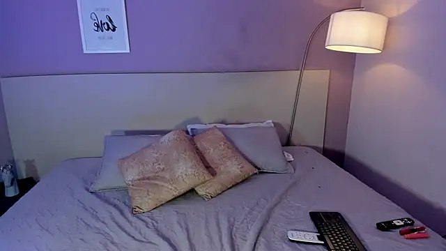 ErolaCooper online show from 07-07-26, 01:04