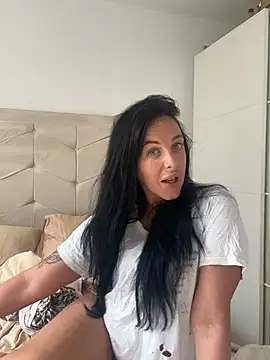 Lucy-White-69 online show from 07-05-26, 08:10